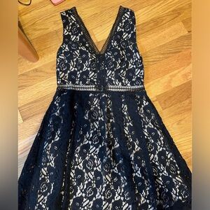 Miami Black and Cream Lace Detail